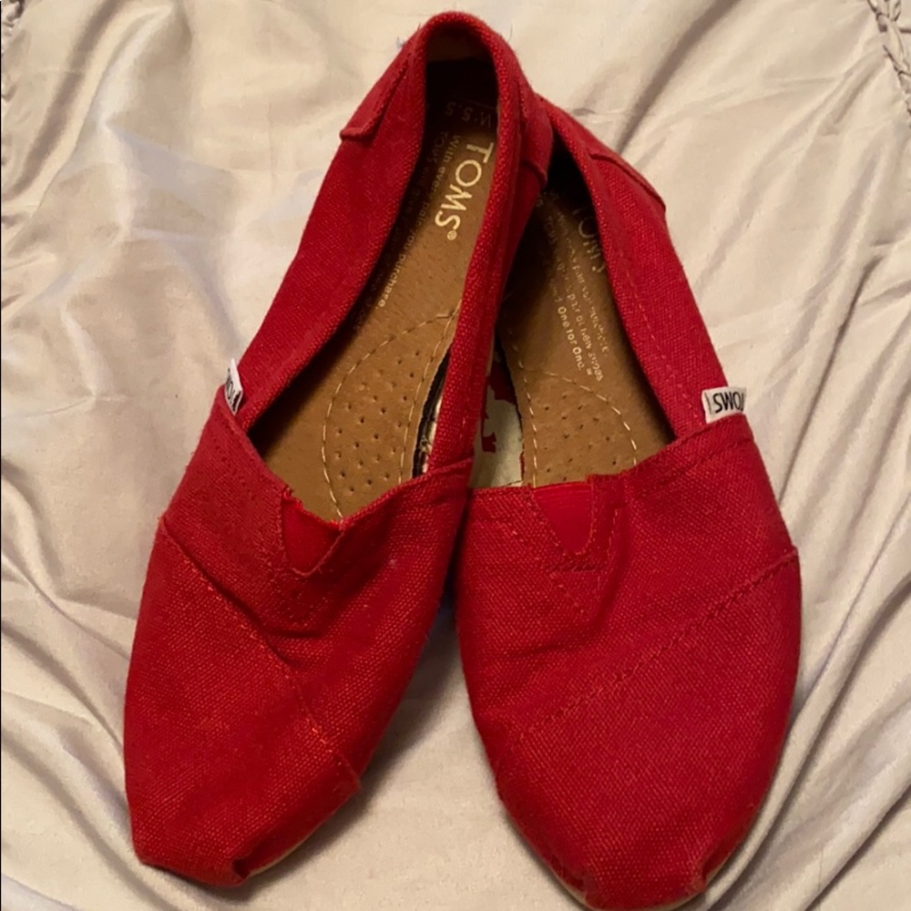 Toms slip-on shoes